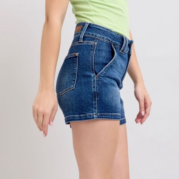 🎁25% Off Bundles🎁 Judy Blue Dark Wash Jean Shorts Sz XL - Picture 14 of 15